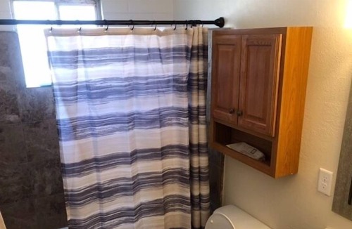 Alhambra Condo | This bright, cheerful condo two bedroom condo is located in a quiet, relaxed neighbor.