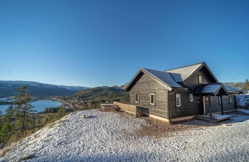 Vradal House | This charming Norwegian home with breathtaking views of fjords and Lake Nisser is suitable for 8 people.