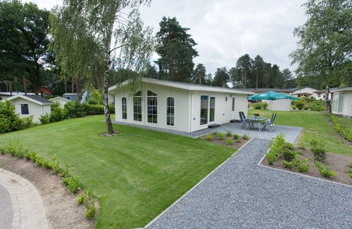 Oost-Graftdijk House | This comfortable home offers an ideal mix of peace, comfort and coziness, set in the characteristic polder landscape of North Holland. Here you can enjoy relaxed days together, surrounded by nature and wide open spaces.