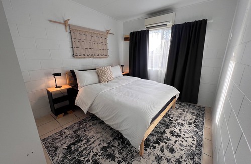 Miles End Apartment | This completely renovated two-bedroom unit is a gorgeous & cosy space.