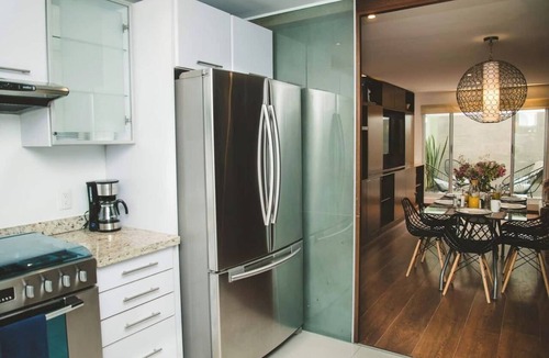 Polanco Condo | This condominium is a 2 bedroom(s), 2.5 bathrooms, located in Polanco, Ciudad de México.