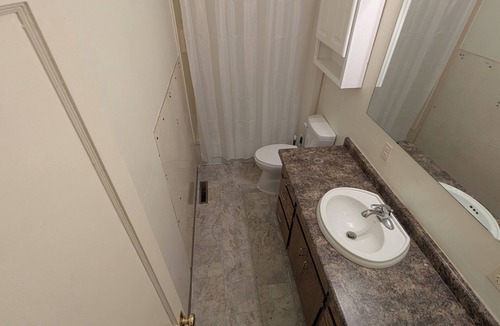 St. Cloud Apartment | This historic apt is adjacent to the Mississippi, the Ravine, SCSU, and Downtown