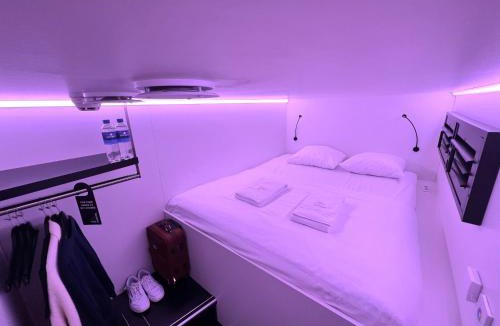 Red Light District Hostel | THIS HO(S)TEL