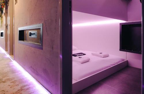 Red Light District Hostel | THIS HO(S)TEL