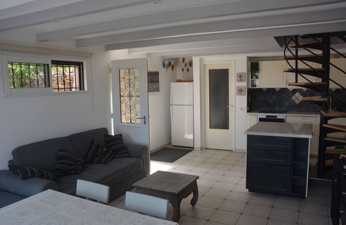 Cavaliere House | This house bay is only a few meters away. See for yourself !