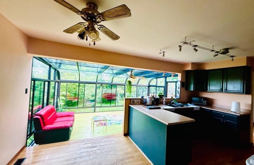 Grafton House | This house is a 2 bedroom(s), 1.5 bathrooms, located in Grafton, ON.