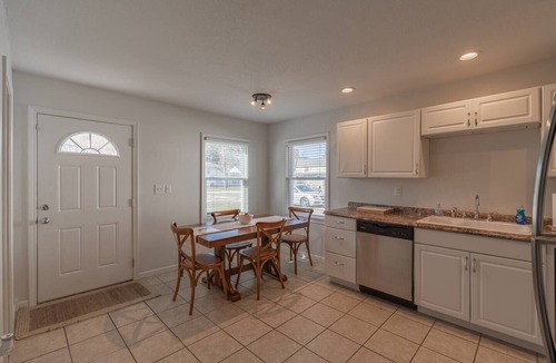 Marion House | This house is a 2 bedroom(s), 1 bathrooms, located in Marion, IN.