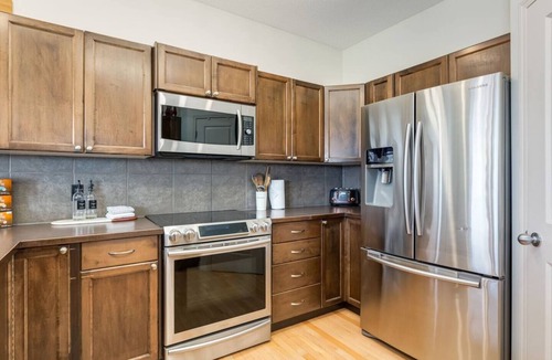 Southeast Calgary House | This house is a 3 bedroom(s), 2.5 bathrooms, located in Calgary, AB.
