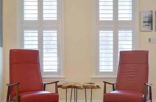 Near Northeast House | This house is a 5 bedroom(s), 3.5 bathrooms, located in Washington, DC.