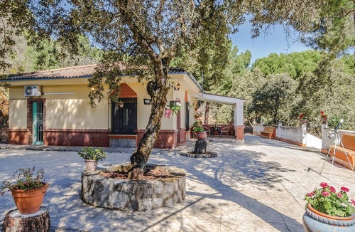 Andujar House | This idyllic vacation home with private pool is located in the middle of the nature park of the Sier