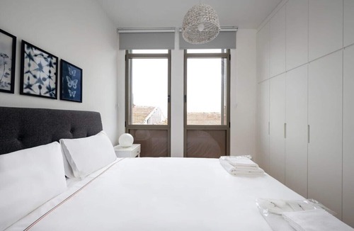 Nisantasi Apartment | This loft is a 2 bedroom(s), 2 bathrooms, located in Şişli, İstanbul.