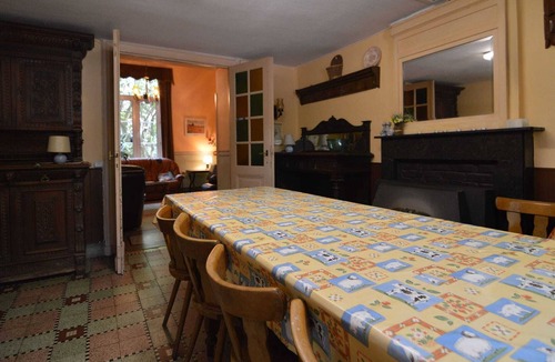 Grimonster House | This plain house is very suitable for groups
