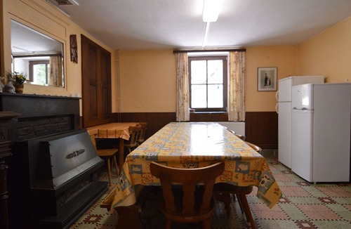Grimonster House | This plain house is very suitable for groups