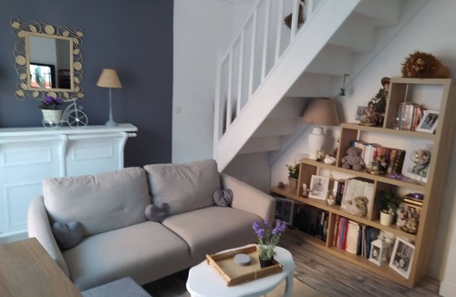 Honfleur Apartment | This residence in the heart of Honfleur is a great place to live.