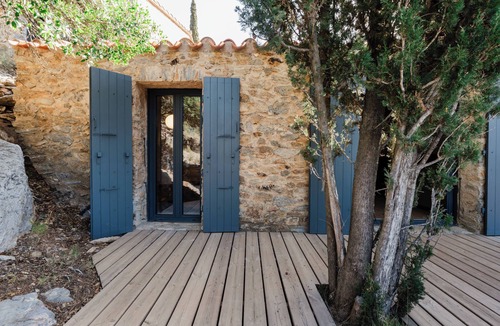Camelas House | This sheepfold embodies the dream of a perfect balance between nature and serenity.
