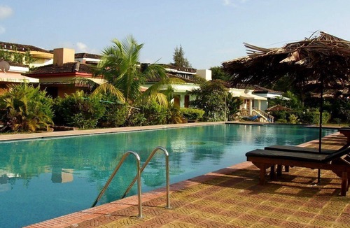 Varca Villa | This spacious 3 bedroom villa is only 300m from the very beautiful Varca beach