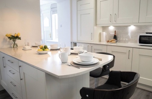 Elgin Cottage | This stunning Victorian property has just finished a full renovation.