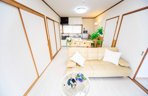 Awaji House | This villa is located on a hill on Awaji Island and offers a spectacular view of the ocean/Awaji Hyōgo