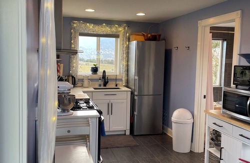 Ashland Cottage | Thistlebee Cottage just outside charming Ashland, Oregon