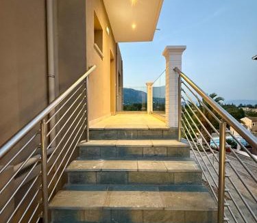 Ipsos Apartment | Thomas Apartments