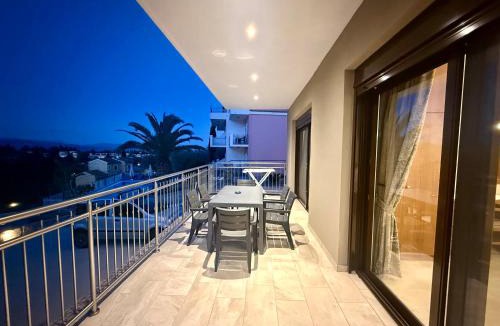Ipsos Apartment | Thomas Apartments