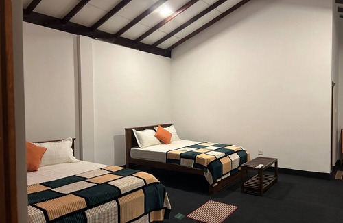 Gomagoda Bed & Breakfast | Thomasz Lodge