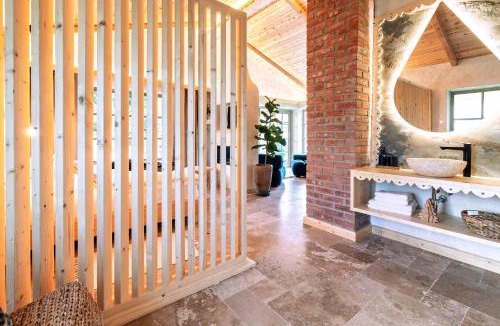 Bran Ski Chalet | Thomhof Chalets