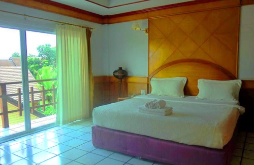 Prasat Hotel | Thongpaeka Hotel