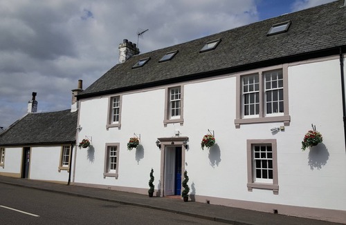 Kippen House | Thornhill Lodge Luxury 4 Bedroom all ensuite