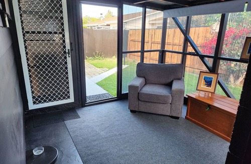 Taradale House | Three 64 - Close to shops, park and cafe's
