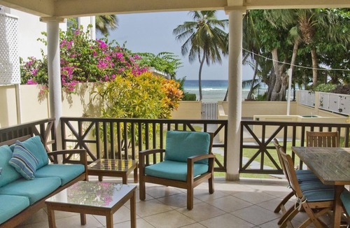 Hastings Cottage | Three Bedroom Apartment on the Beach