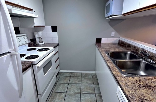 Canmore Apartment | Three-Bedroom Apartment 108 - Private Entrance - Self Check In. BL-RES-12549.
