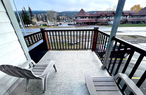 Canmore Apartment | Three-Bedroom Apartment 106 - Private Entrance - Self Check In. BL-RES-12548