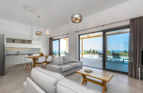 Agios Leon Apartment | Three-Bedroom Apartment with Private Pool