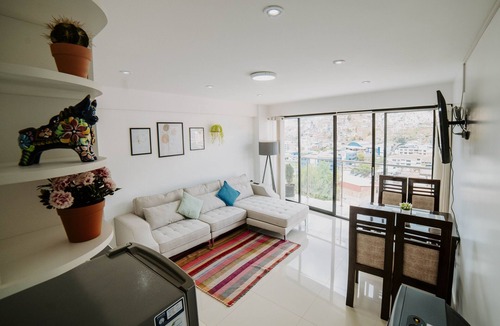 Primavera Apartment | Three Bedroom Apartment w/Balcony Near the City Center in Cusco