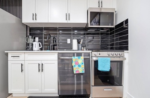 Calgary Apartment | Three Bedroom Basement Suite