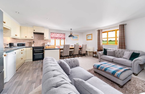 Stoke Rivers Apartment | Three bedroom countryside cottage with hot tub, close to North Devon coast.
