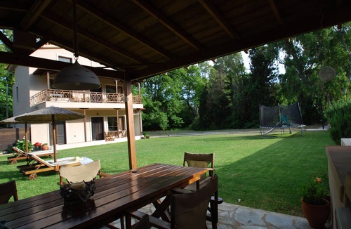 Skiathos Villa | Three Bedroom fully equipped Villa-Apartment perfect and safe for families