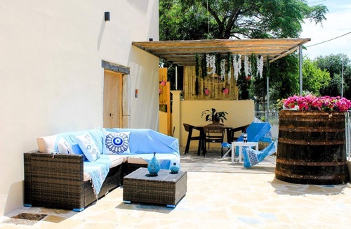 Peroulades House | Three-bedroom house near Corfu's Best Beaches