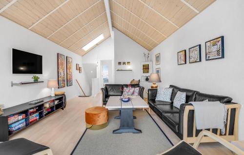 Thorsminde House | Three-Bedroom Holiday Home In Ulfborg