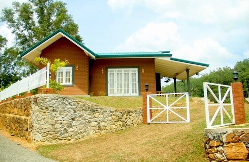 Kananke Villa | Three Bedroom Jasmine Villa One by Kananke