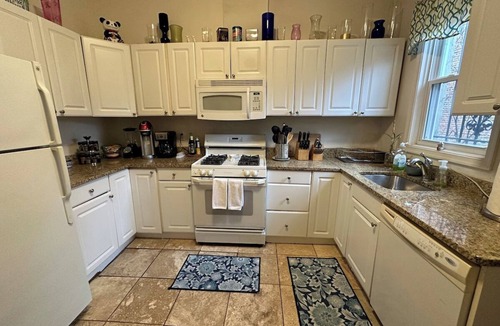 Trinidad House | Three Bedroom Townhouse close to H Street NE!