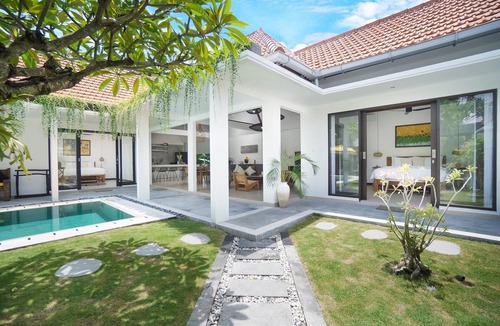 Drupadi Villa | Three bedrooms private Pool at Seminyak walking distance to Beaches