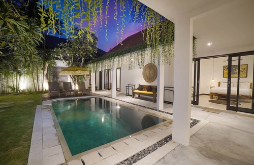 Drupadi Villa | Three bedrooms private Pool at Seminyak walking distance to Beaches