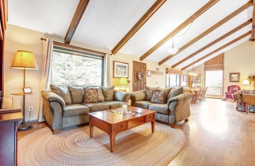 Carriage Hills House | Three BR with Epic Mountain Views and Huge Deck!