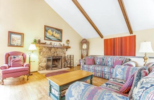 Carriage Hills House | Three BR with Epic Mountain Views and Huge Deck!