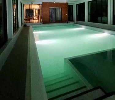 Nai Wiang Hotel | Three Bridges Hotel