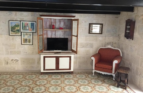 Senglea Apartment | Three Cities Suite & Loft