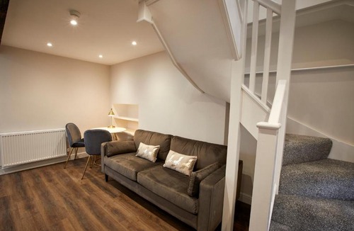 Sheffield City Centre Hotel | Three Cranes Serviced Apartments