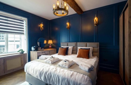 Llangollen Hotel | Three Eagles Hotel&Restaurant and Garden Bar
